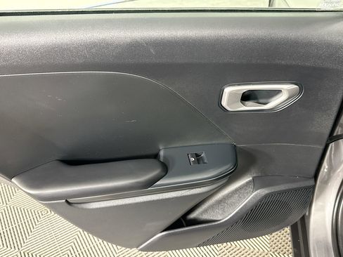 Used 2026 Kia K4 FWD image 25