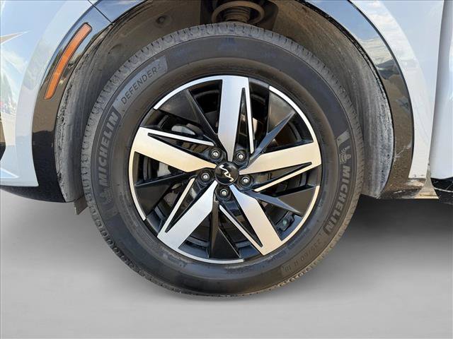 Used 2023 Kia Sorento EX w/ Panoramic Sunroof Package FWD image 27