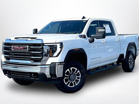 Used 2024 GMC Sierra 2500 SLE AWD/4WD image 3