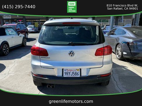 Used 2017 Volkswagen Tiguan S image 7