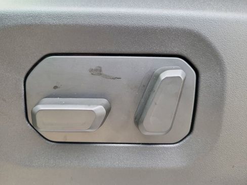 New 2026 Jeep Gladiator Sahara image 22