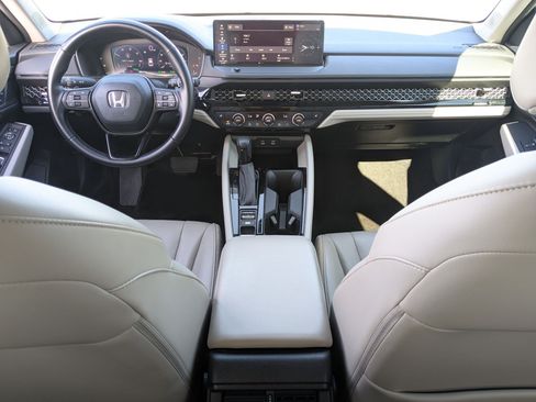 Used 2023 Honda Accord EX-L image 32