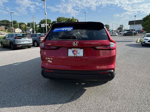Used 2024 Honda CR-V EX image 5