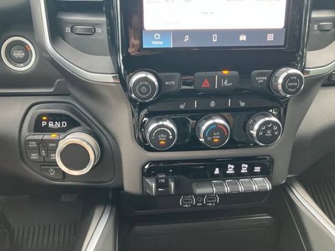 Used 2025 RAM 1500 Big Horn AWD/4WD image 16