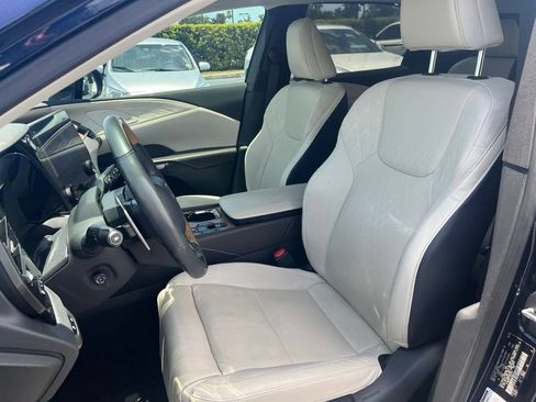Used 2023 Lexus RX 350 FWD w/ Cold Area Package image 9
