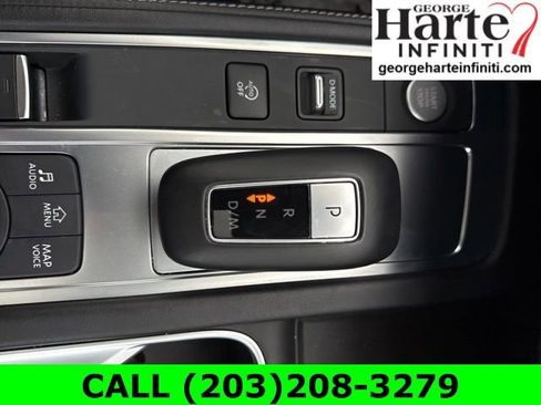 Certified 2025 INFINITI QX60 Luxe image 28