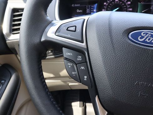 Used 2020 Ford Edge Titanium AWD/4WD image 26