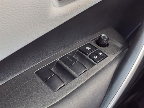 Used 2023 Toyota Corolla SE image 23