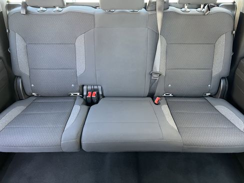 Used 2025 Chevrolet Silverado 2500 LT w/ Convenience Package image 17