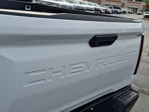 Used 2025 Chevrolet Colorado W/T w/ Advanced Trailering Package AWD/4WD image 29