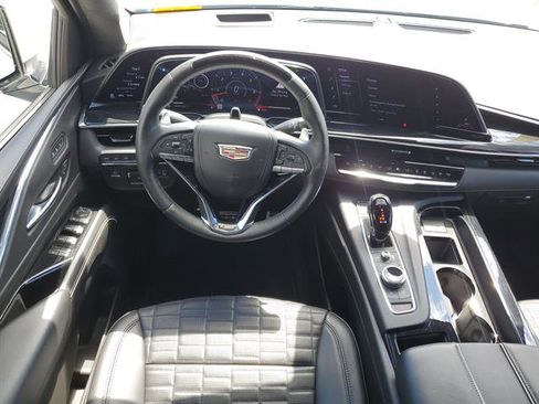 Certified 2023 Cadillac Escalade ESV V AWD/4WD image 37
