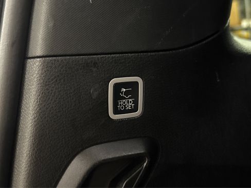 Used 2024 Jeep Wagoneer Series II w/ Flexible Seating Group image 49