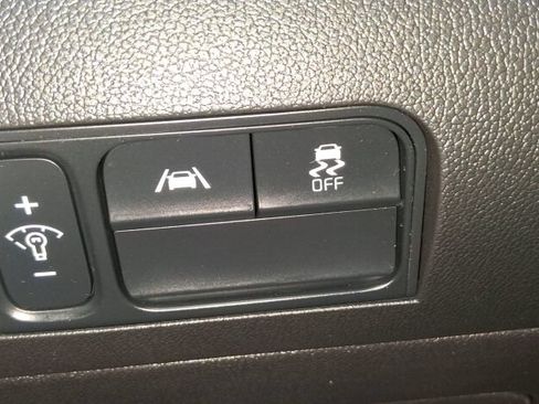 Used 2021 Kia Sorento LX AWD/4WD image 25