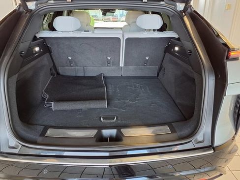 Used 2025 Cadillac Lyriq Luxury RWD image 23