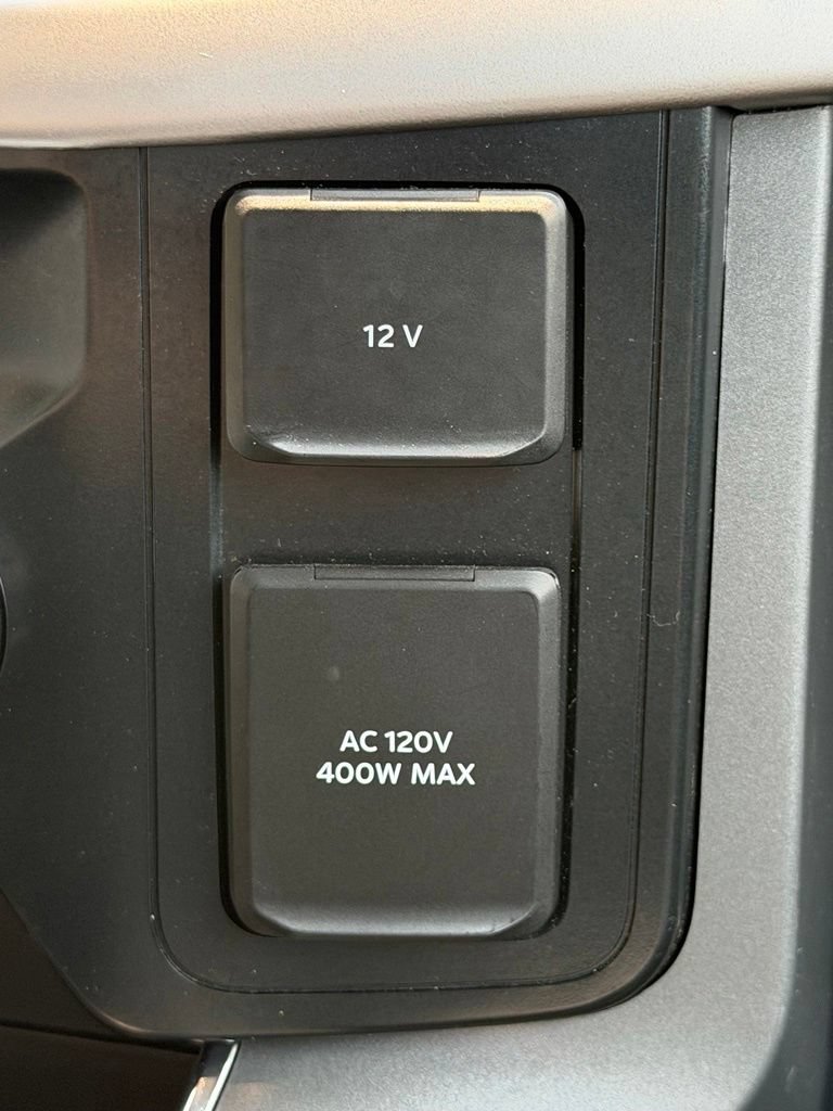 Used 2022 Ford F150 XLT w/ Equipment Group 302A High AWD/4WD image 15
