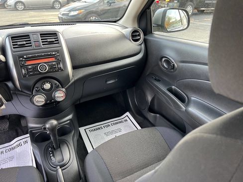 Used 2012 Nissan Versa SV w/ Convenience Pkg image 17