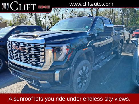 Used 2024 GMC Sierra 2500 Denali w/ Denali Reserve Package AWD/4WD image 1