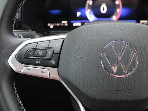 Certified 2025 Volkswagen Taos S image 11