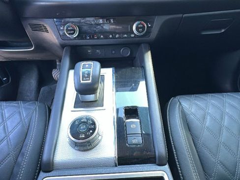 Used 2022 Mitsubishi Outlander SEL image 21