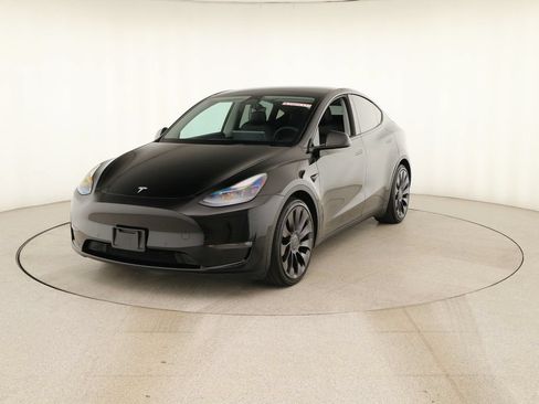 Used 2021 Tesla Model Y Performance AWD/4WD image 12