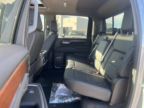 New 2026 GMC Sierra 2500 Denali w/ Denali Reserve Package image 25