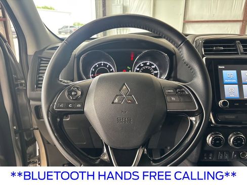 Used 2025 Mitsubishi Outlander Sport SE AWD/4WD image 12
