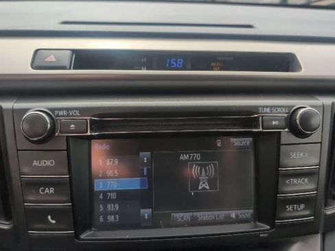 Used 2014 Toyota RAV4 LE AWD/4WD image 21