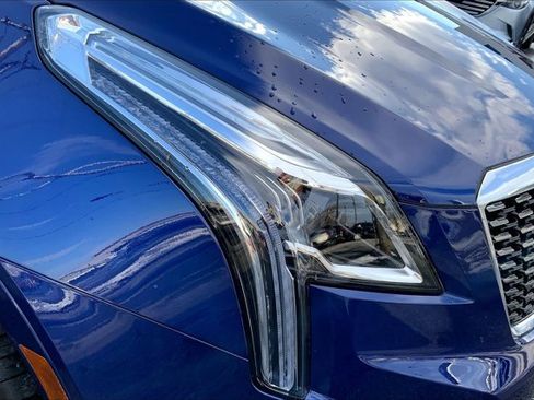 Used 2025 Cadillac XT5 Premium Luxury w/ LPO, Floor Liner Package image 28