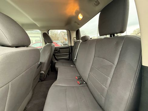 Used 2019 RAM 1500 Express w/ Express Value Package image 19