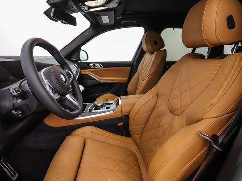 New 2026 BMW X5 xDrive40i w/ M Sport Package image 12