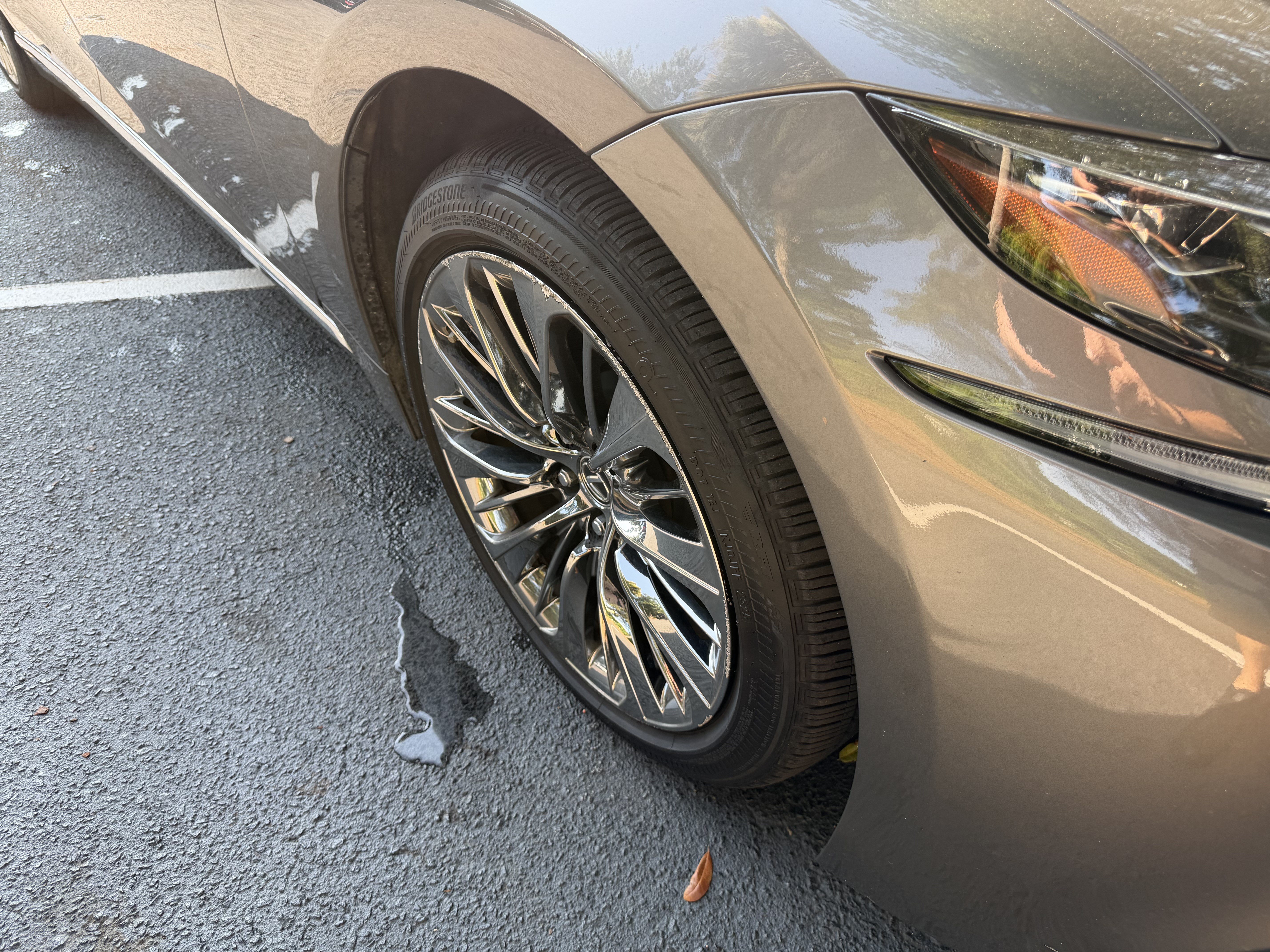 Used 2019 Lexus LS 500 w/ Interior Upgrade Package RWD image 11