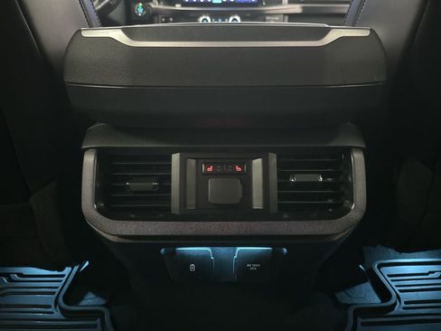 Used 2023 Ford F150 Platinum w/ Equipment Group 701A High image 24