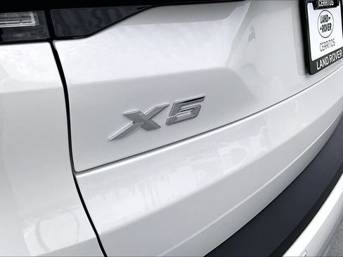 Used 2025 BMW X5 xDrive40i w/ Parking Assistance Package AWD/4WD image 22