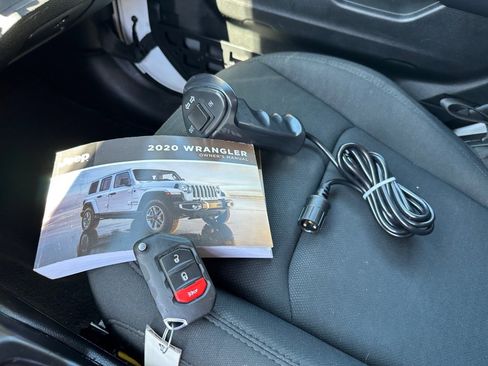 Used 2020 Jeep Wrangler Sport image 38