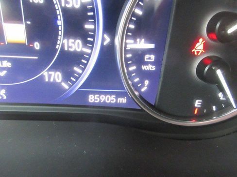 Used 2021 Buick Enclave Avenir w/ Avenir Technology Package image 23