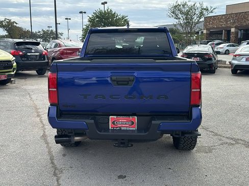 Certified 2025 Toyota Tacoma TRD Sport image 4