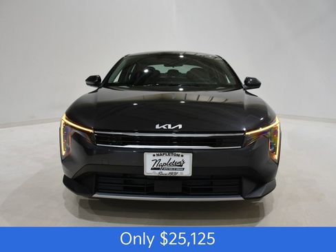 New 2026 Kia K4 EX FWD image 2