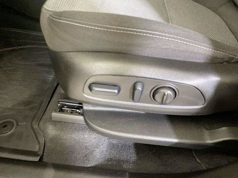 Used 2023 Chevrolet Traverse LT w/ LPO, Floor Liner Package AWD/4WD image 29