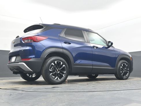 Used 2023 Chevrolet TrailBlazer LT w/ Convenience Package image 27