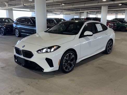 Used 2025 BMW 228i xDrive AWD/4WD image 4