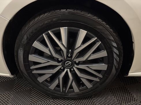 Used 2023 Nissan Altima 2.5 SV image 25