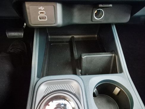 New 2025 Ford Maverick XL image 28