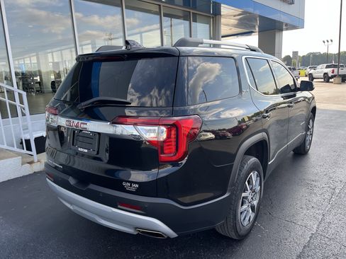 Used 2023 GMC Acadia SLT w/ Technology Package image 5