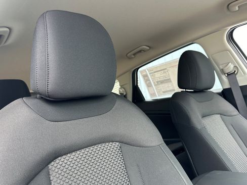 New 2026 Kia Sportage S AWD/4WD image 18