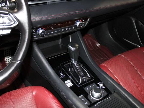 Used 2021 MAZDA MAZDA6 Carbon Edition FWD image 18