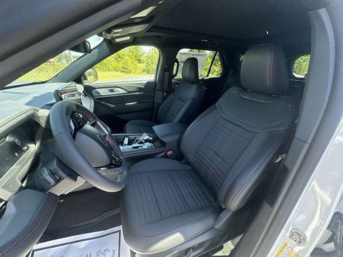 New 2026 Ford Explorer ST-Line AWD/4WD image 17