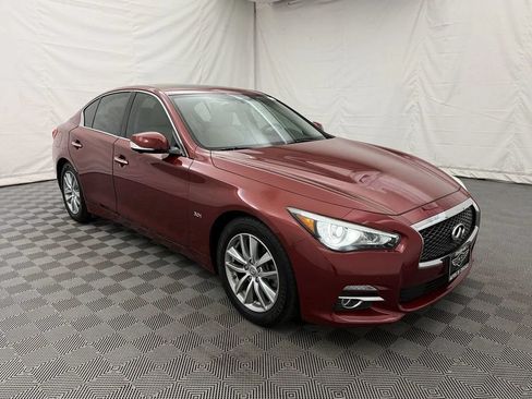 Used 2016 INFINITI Q50 3.0t Premium w/ Driver Assistance Package AWD/4WD image 4