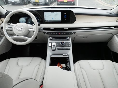 Used 2023 Hyundai Palisade Limited AWD/4WD image 11