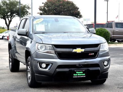 Used 2020 Chevrolet Colorado Z71 AWD/4WD image 2