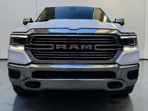 Used 2019 RAM 1500 Laramie AWD/4WD image 6